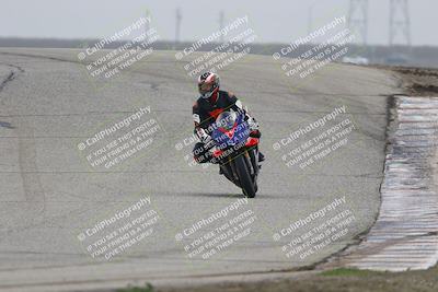 media/Nov-29-2025-TrackDaz (Sat) [[10ae2d9bce]]/B Group/Session 3 (Outside Grapevine)/